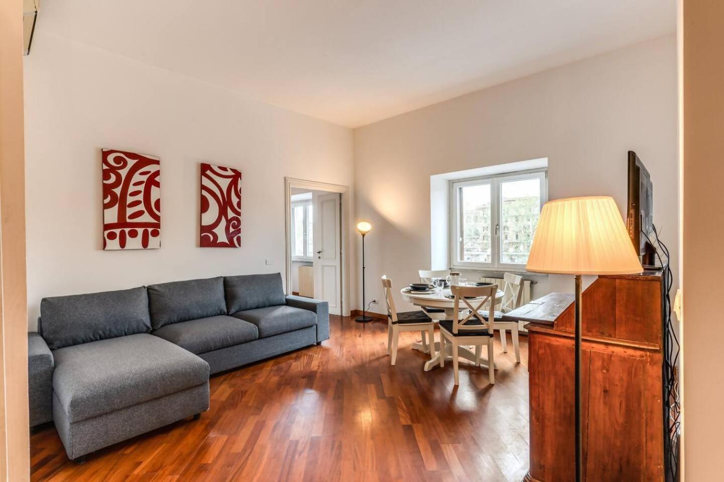 Splendid Flat On The Tiber River Apartamento Roma