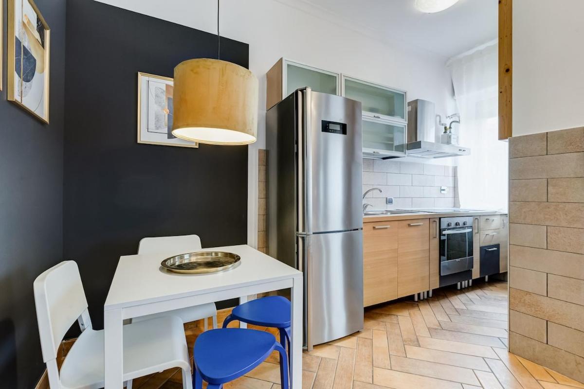 Apartment Ferravilla Apt, 2 Min To Subway!
