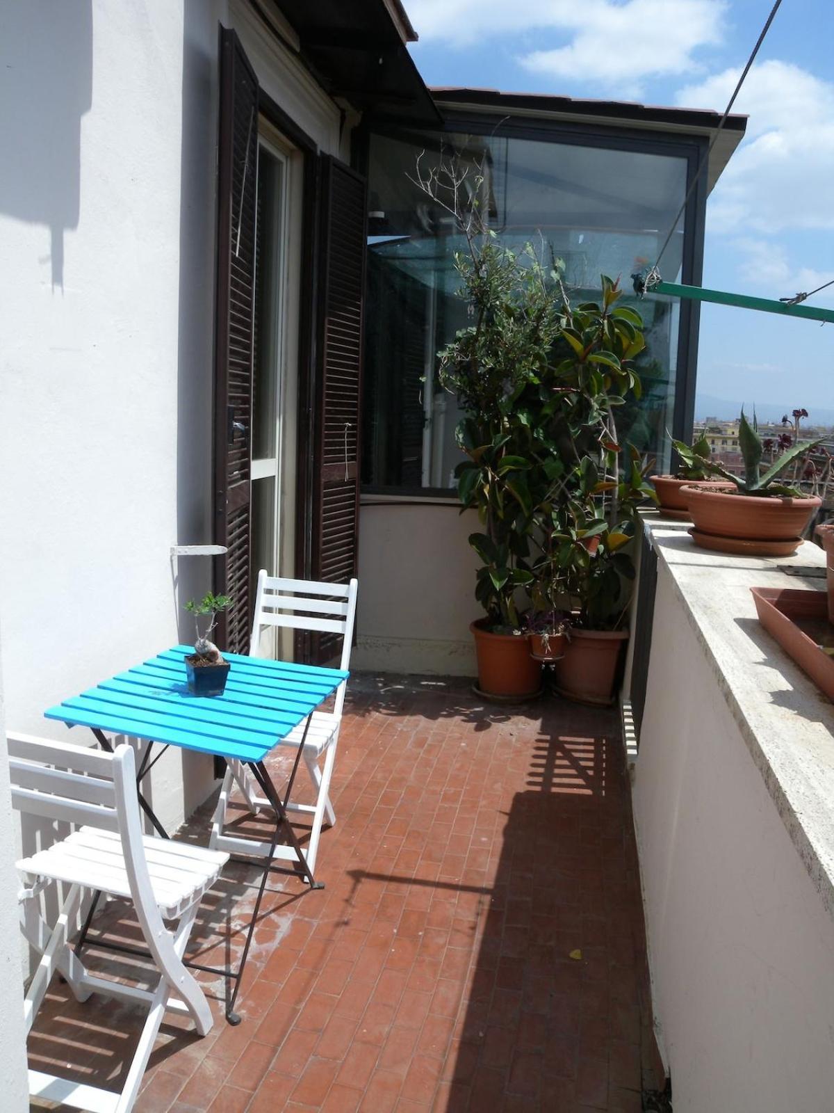 Esquilino Piano Alto Apartment Rome