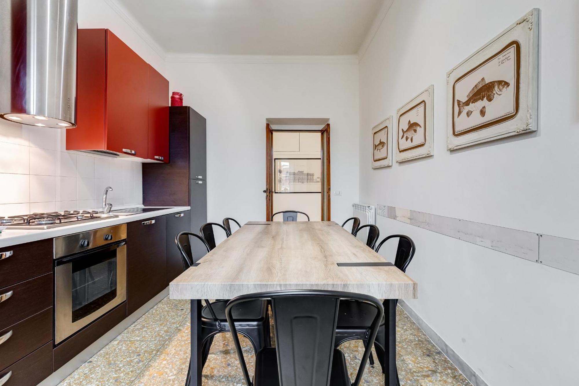 Vivilo Collection - San Vito View - 3 Bdr 2 Baths Rome