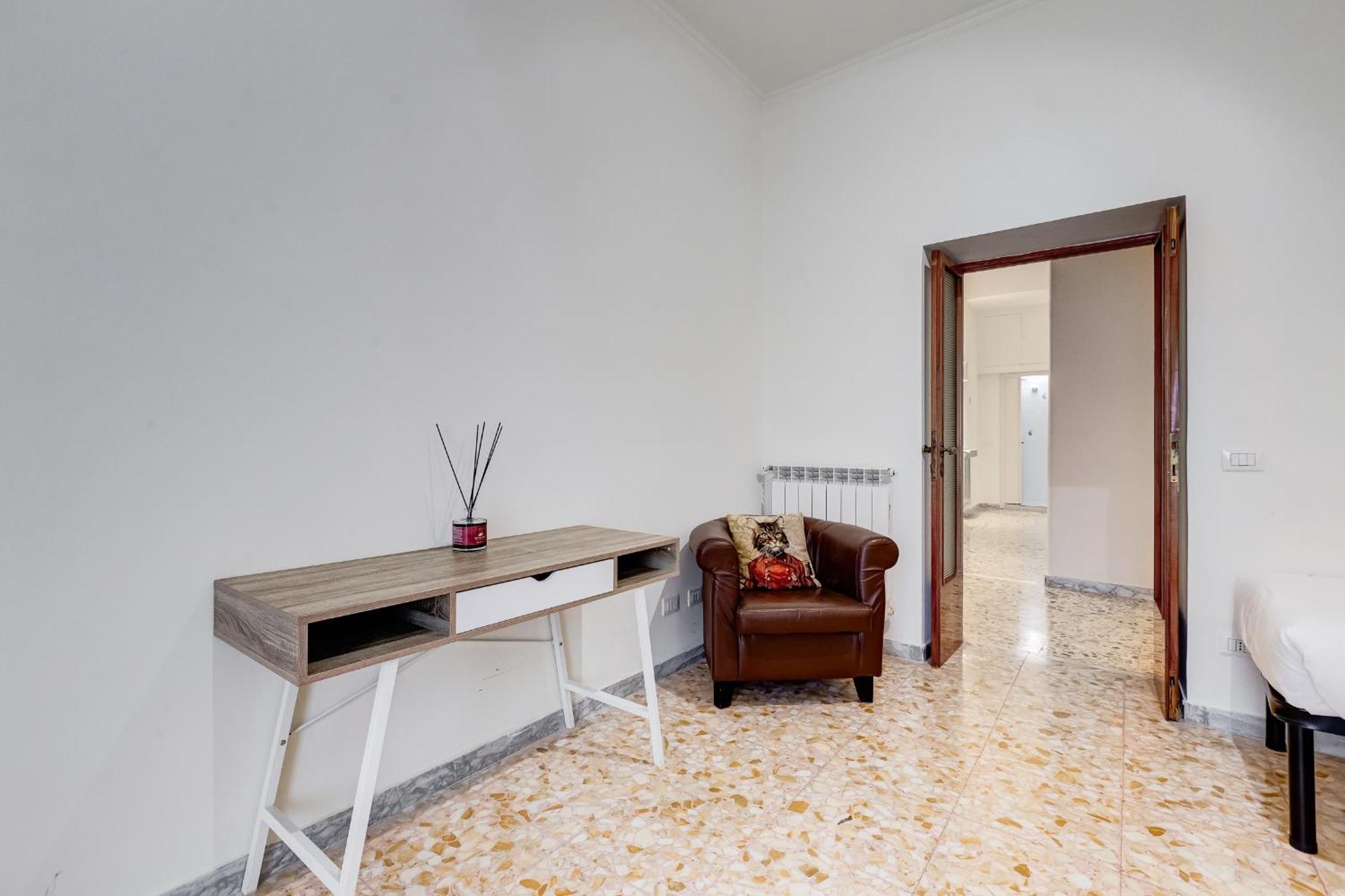Vivilo Collection - San Vito View - 3 Bdr 2 Baths Apartment *