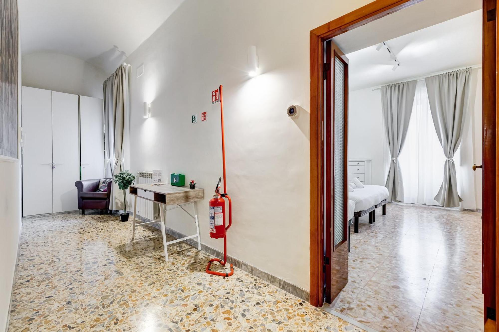 Vivilo Collection - San Vito View - 3 Bdr 2 Baths * Rome