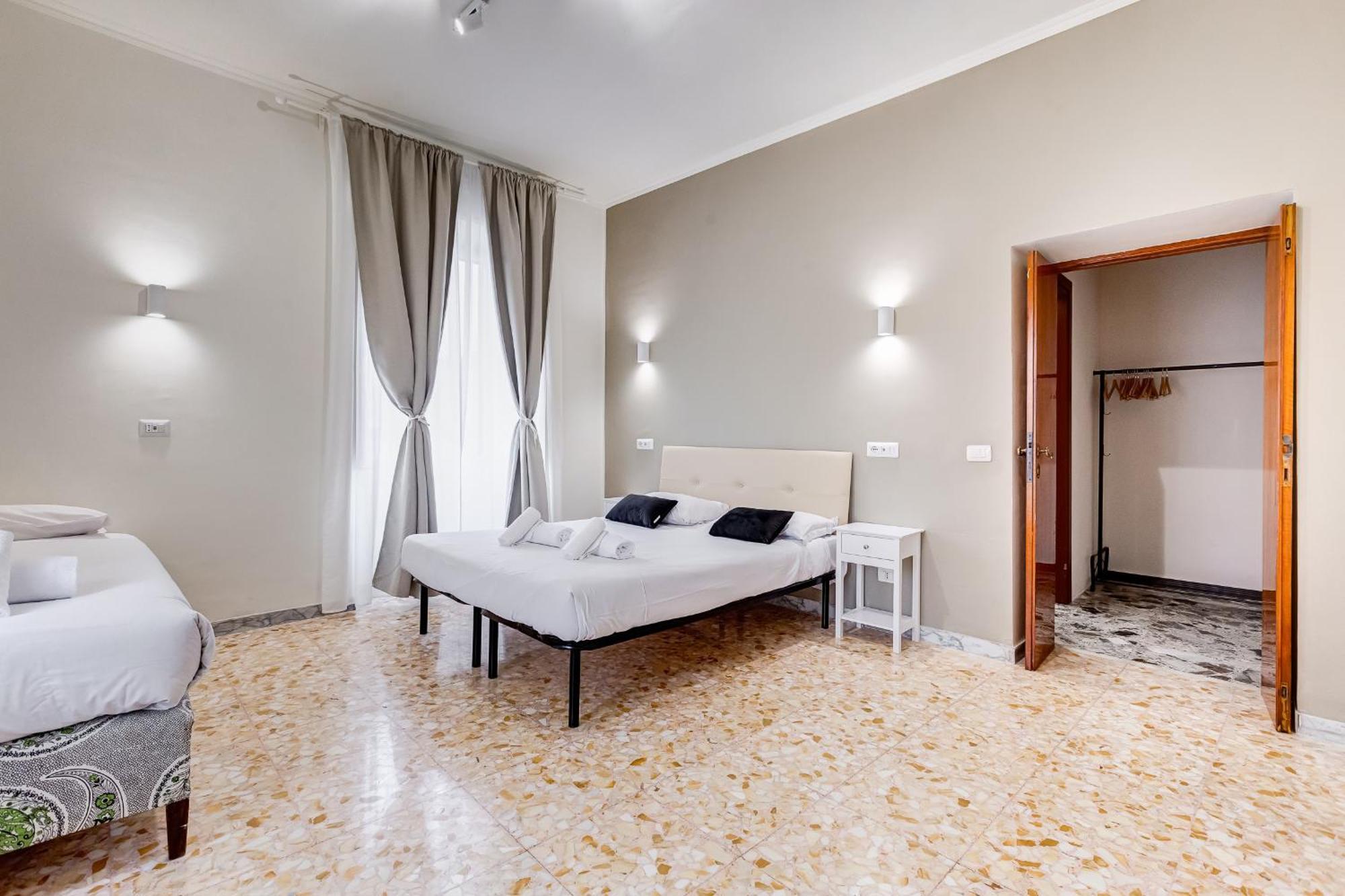 Vivilo Collection - San Vito View - 3 Bdr 2 Baths Apartment Rome