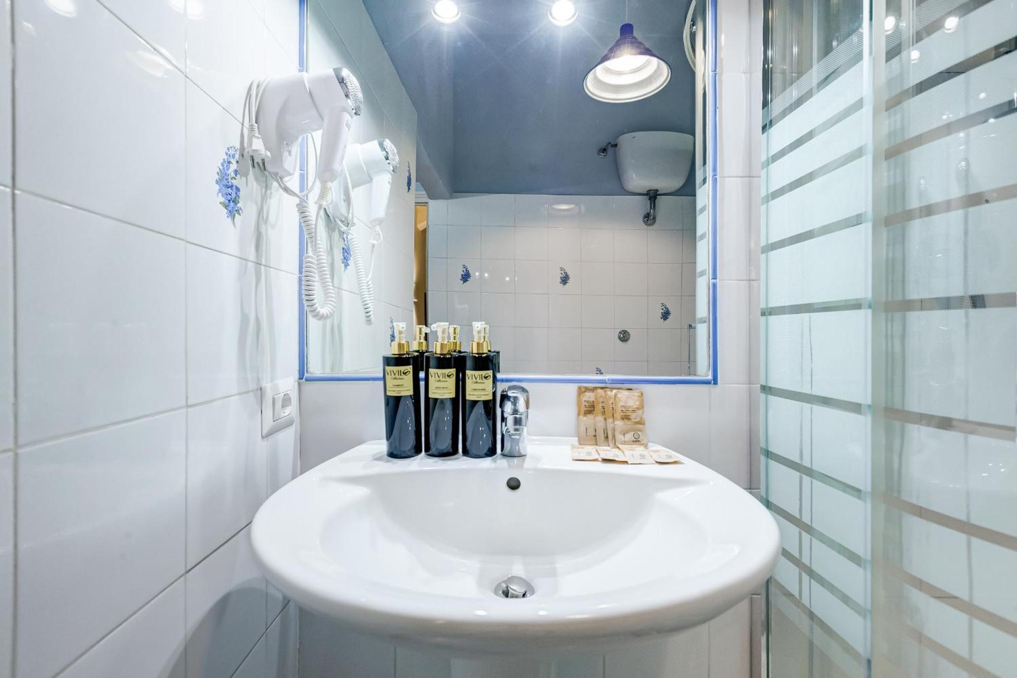 Apartment Vivilo Collection - San Vito View - 3 Bdr 2 Baths