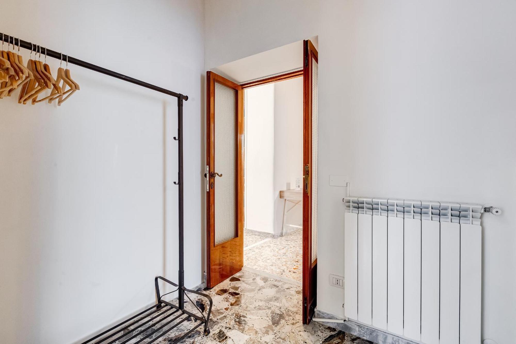 Vivilo Collection - San Vito View - 3 Bdr 2 Baths Apartment Rome