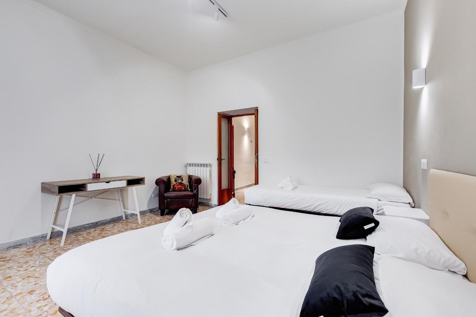 Apartment Vivilo Collection - San Vito View - 3 Bdr 2 Baths *