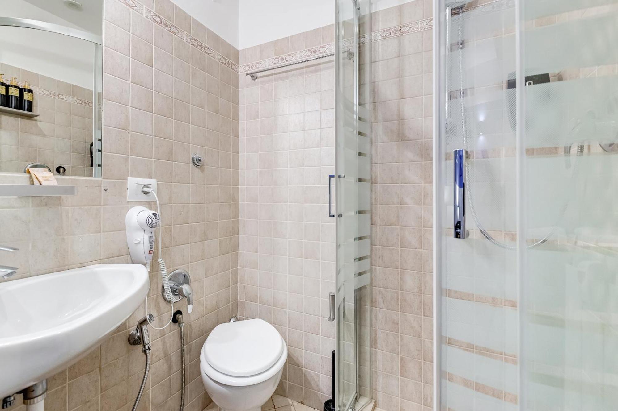 Vivilo Collection - Marche 54 4bdr - Close To Via Veneto Apartment Rome