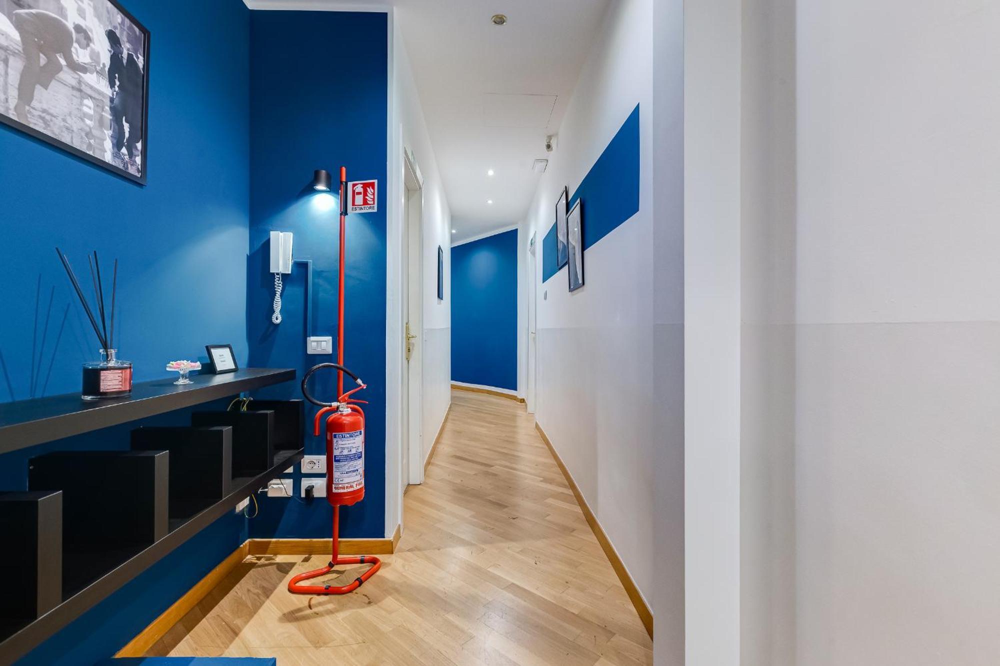 Apartment Vivilo Collection - Marche 54 4bdr - Close To Via Veneto Rome
