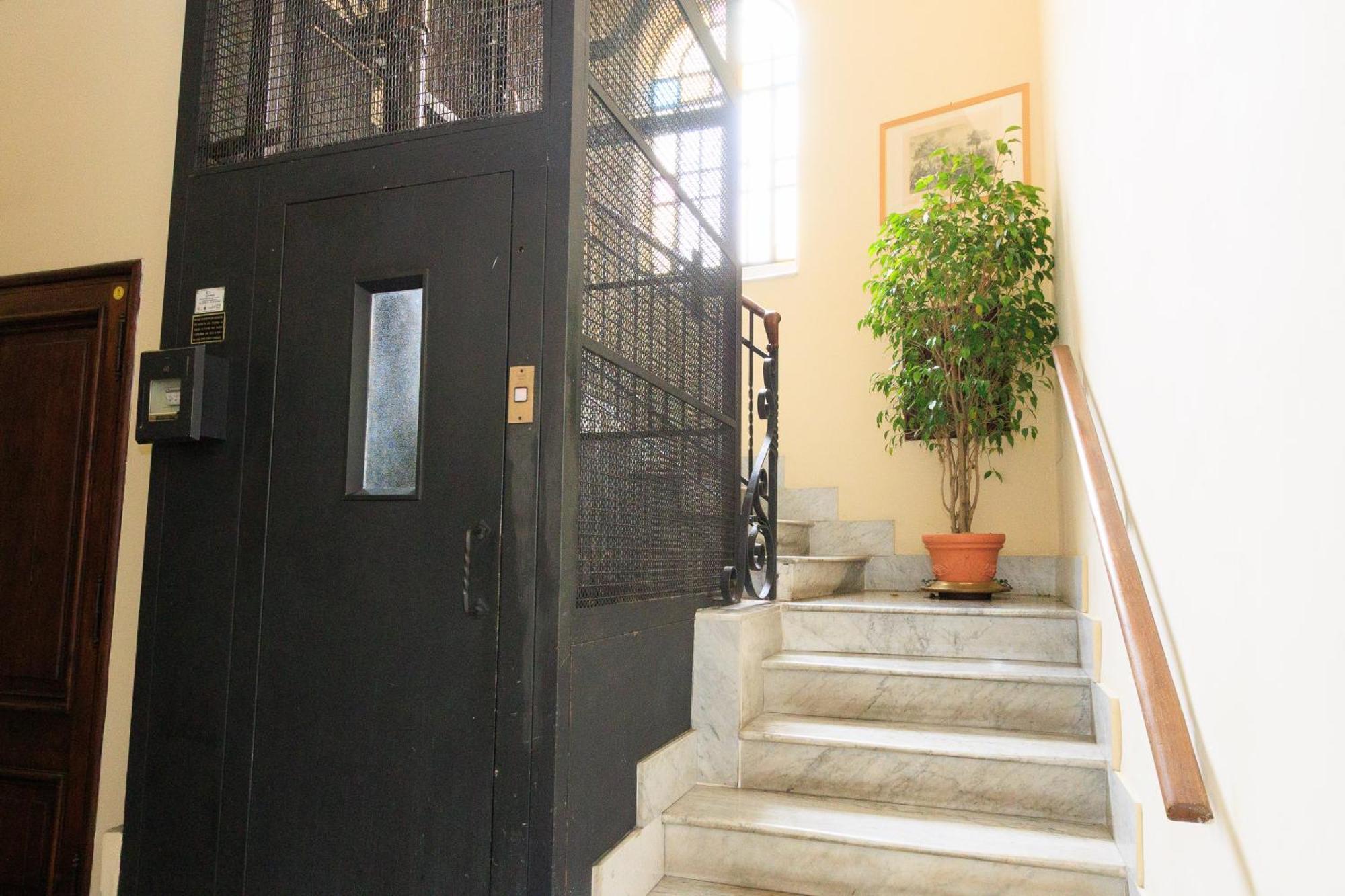 Apartment Vespasiano 49 Rome