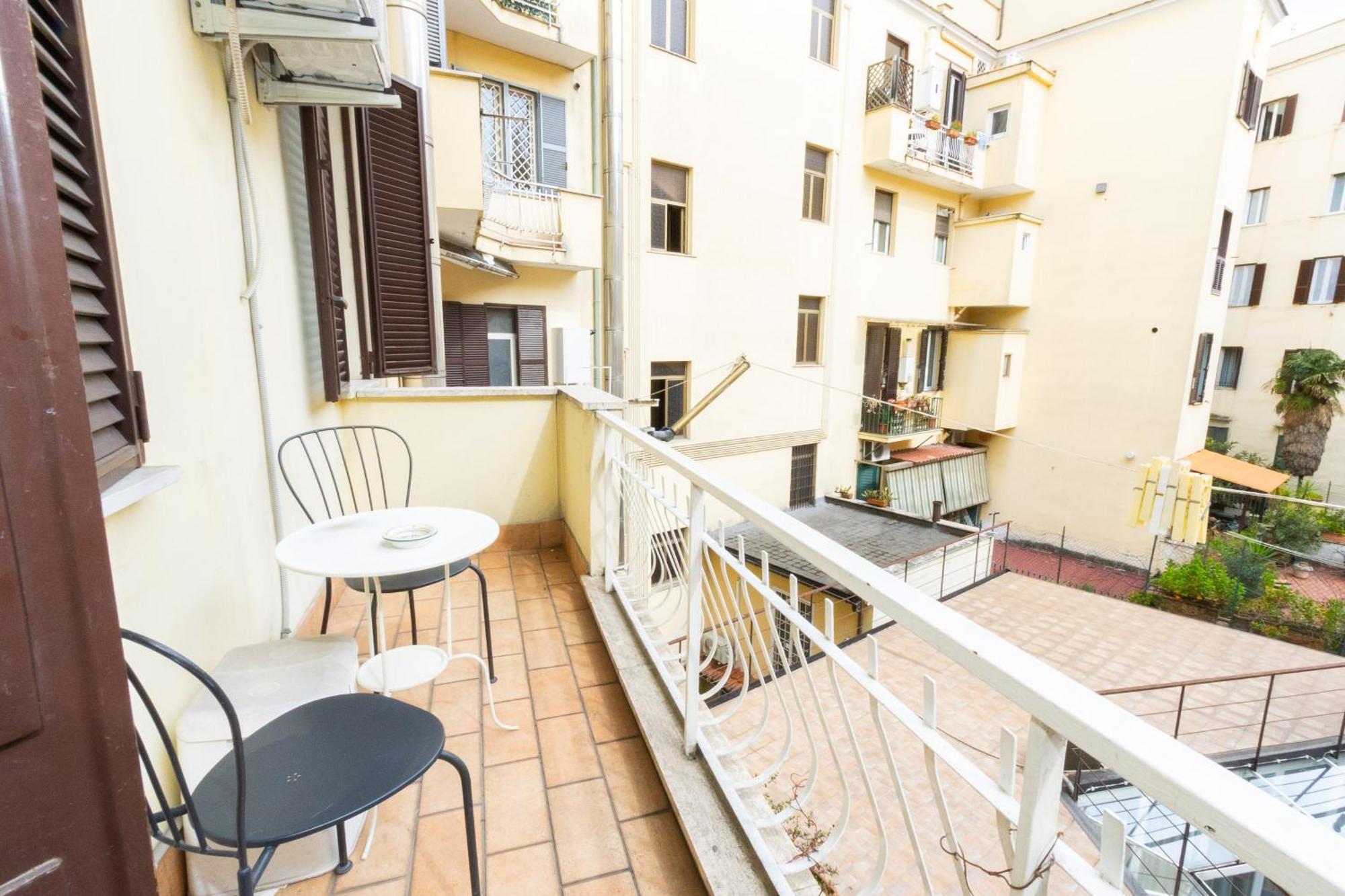 Apartment Vespasiano 49 Rome