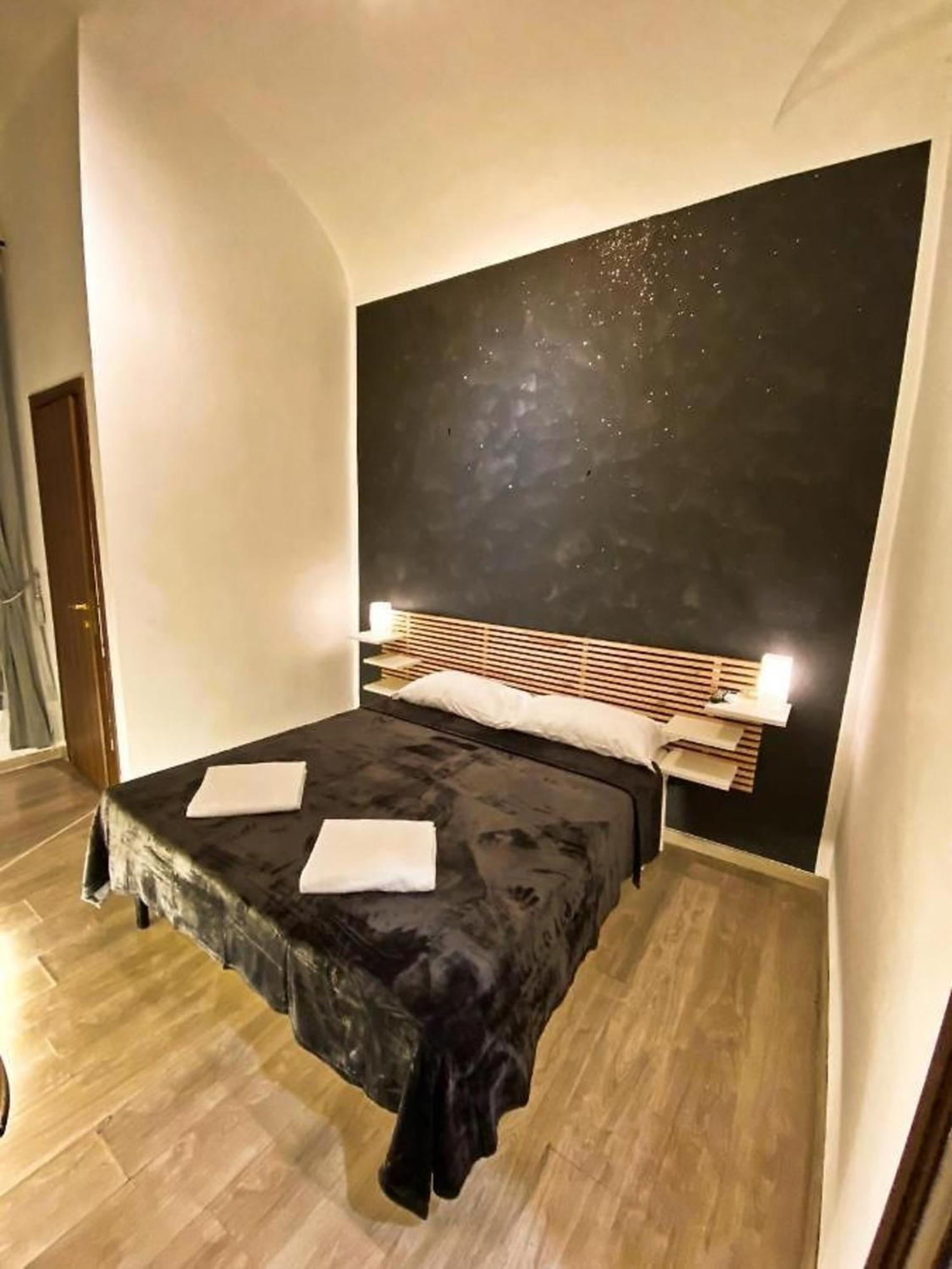 Casa de hóspedes Cialdini 13 *