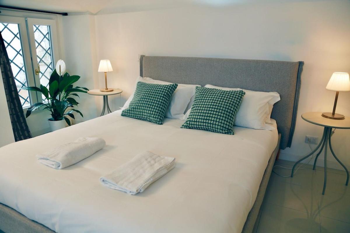 Apartment Spacious & Quiet Miracle In Trastevere *