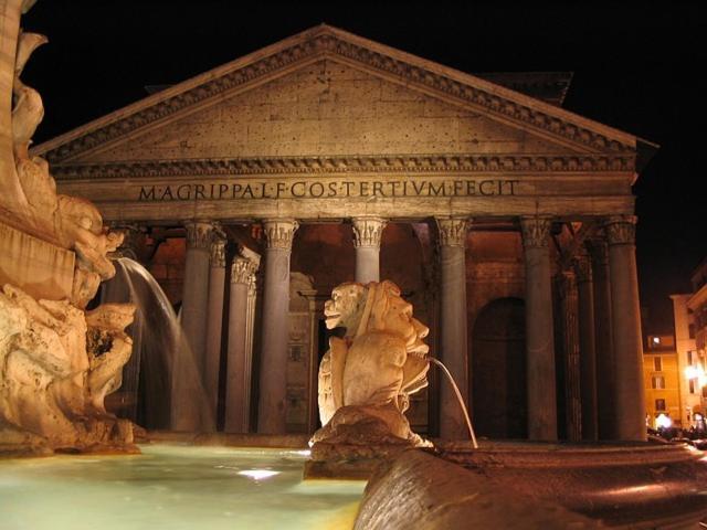Apartment Panteon Rome