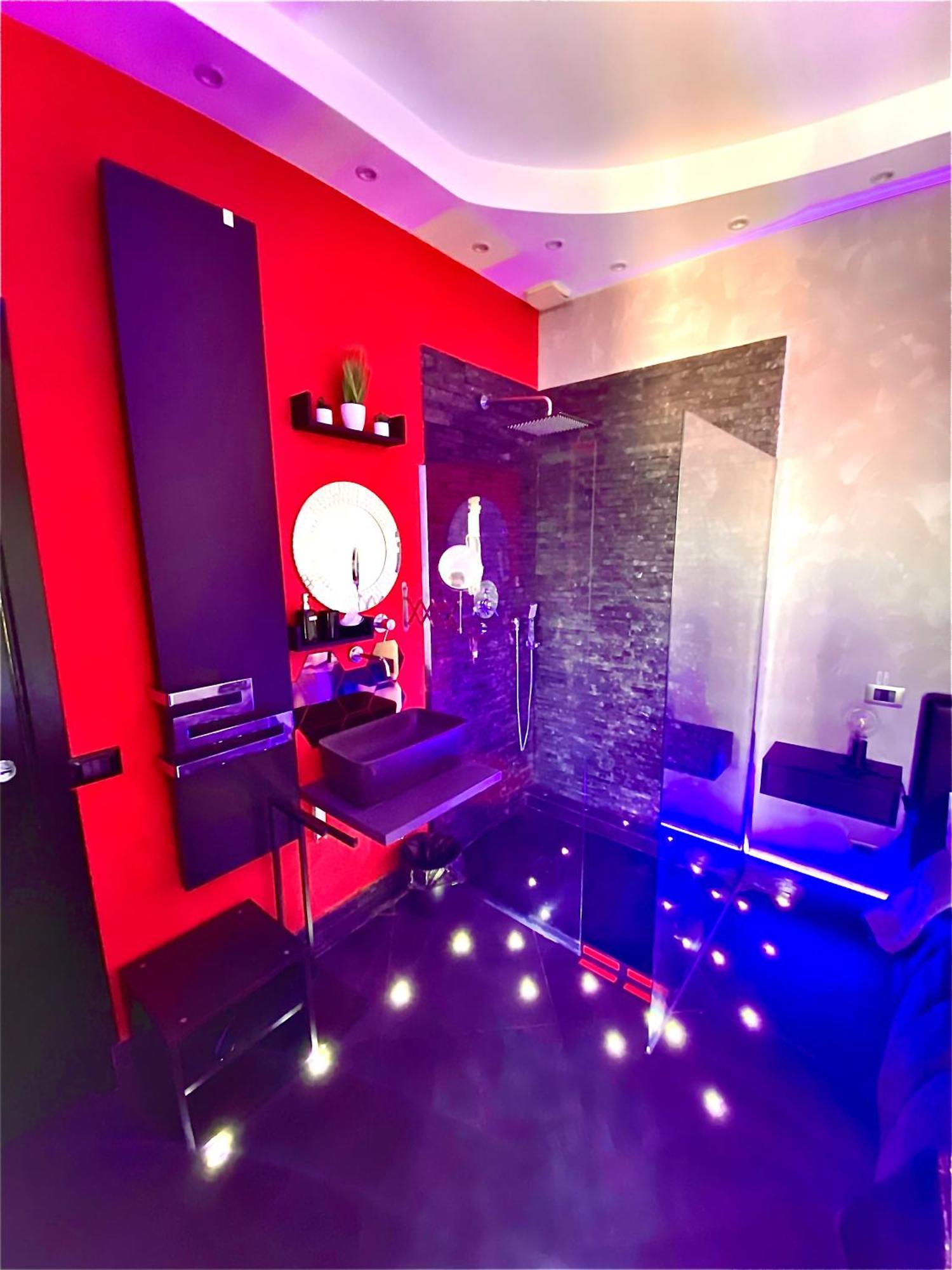 Luxury Design Apartment *