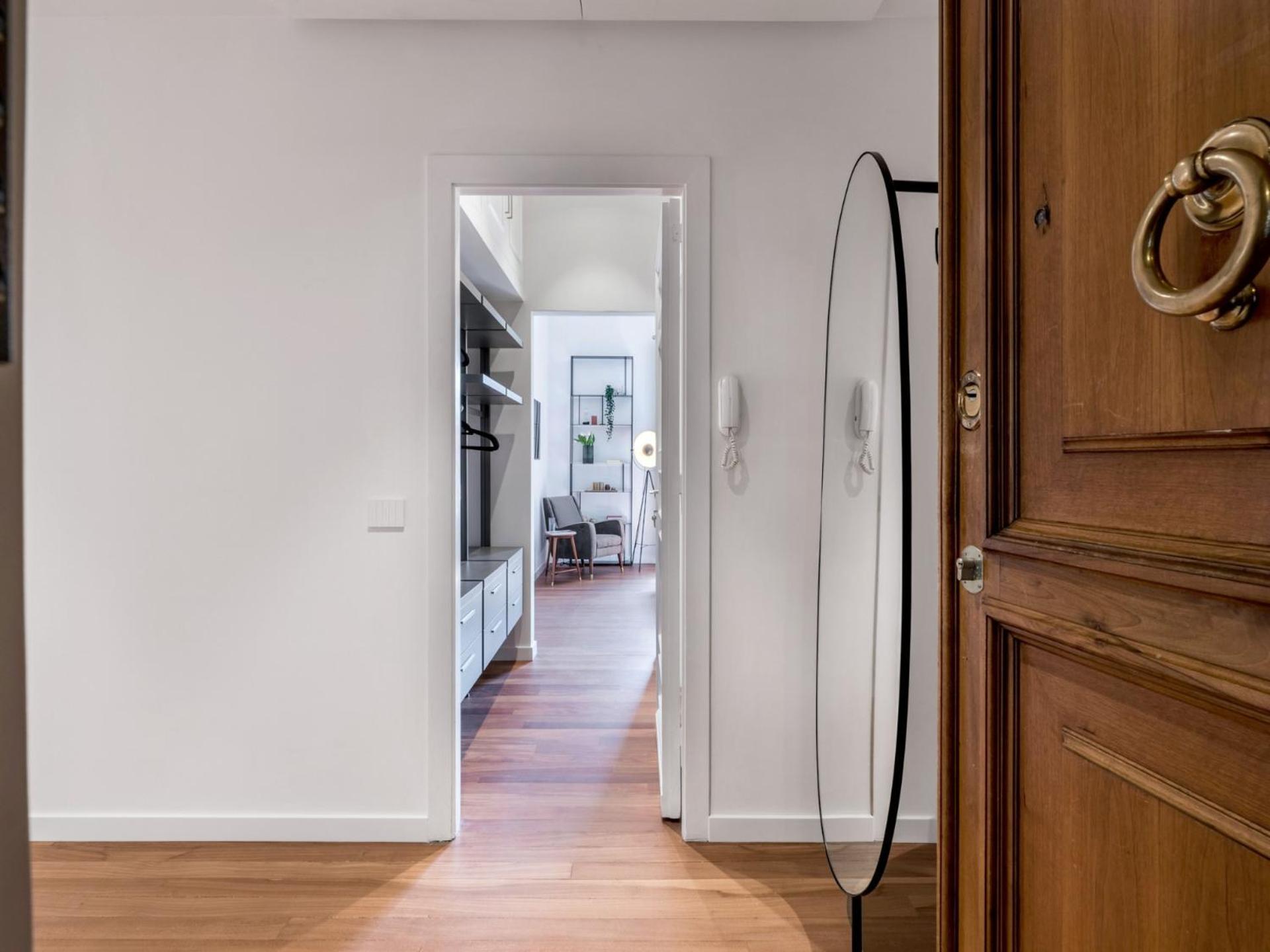 The Rent - Prestigious Multi-bedroom Overlooking St. Peter's *