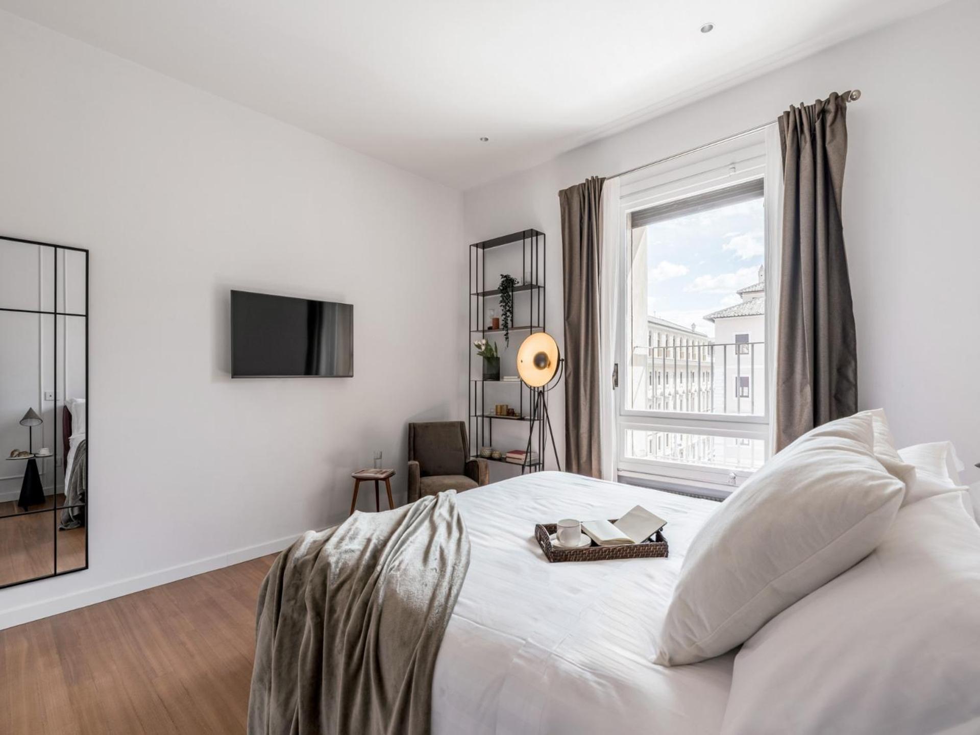 Apartment The Rent - Prestigious Multi-bedroom Overlooking St. Peter's Rome