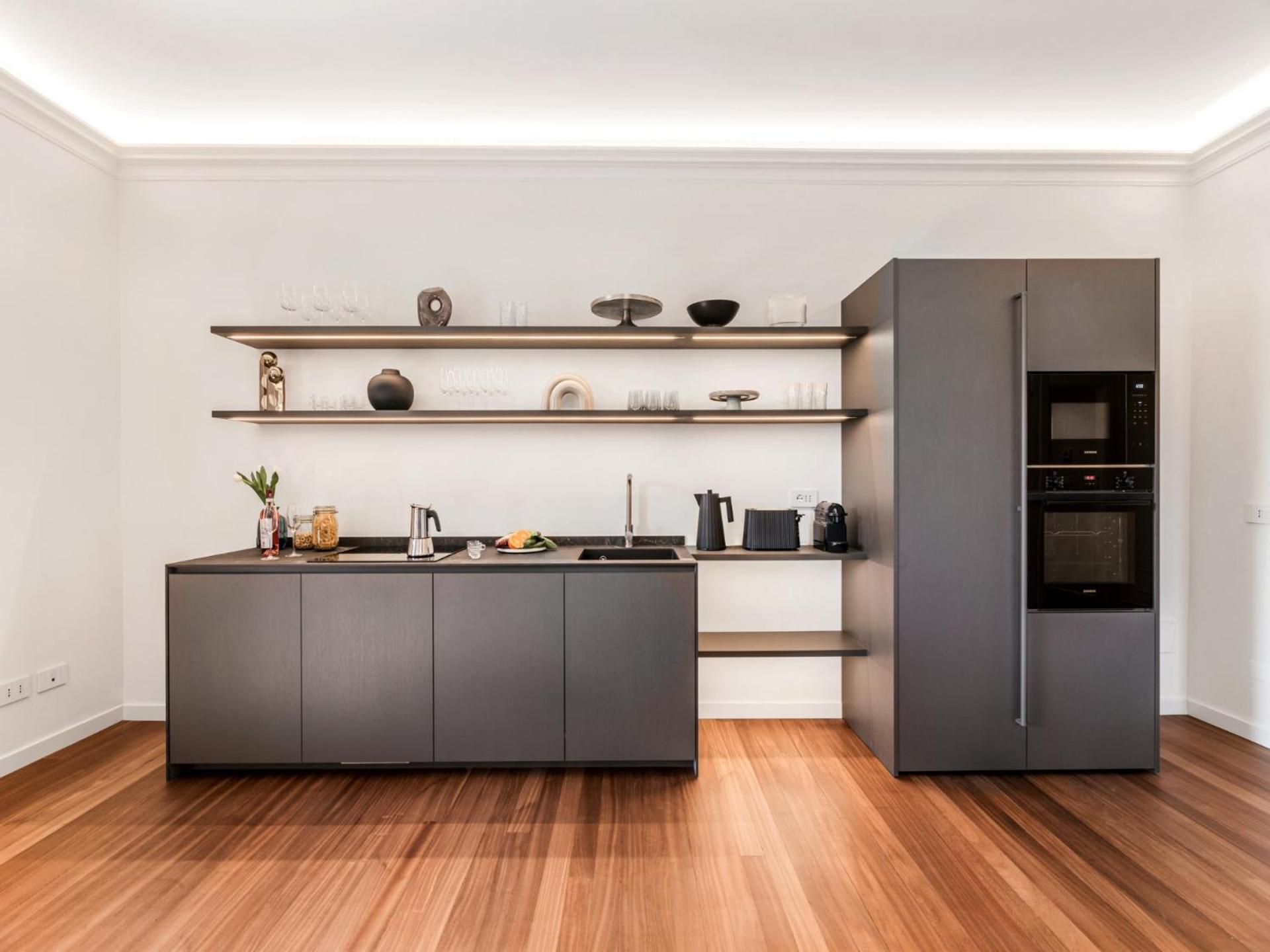 Apartment The Rent - Prestigious Multi-bedroom Overlooking St. Peter's Rome