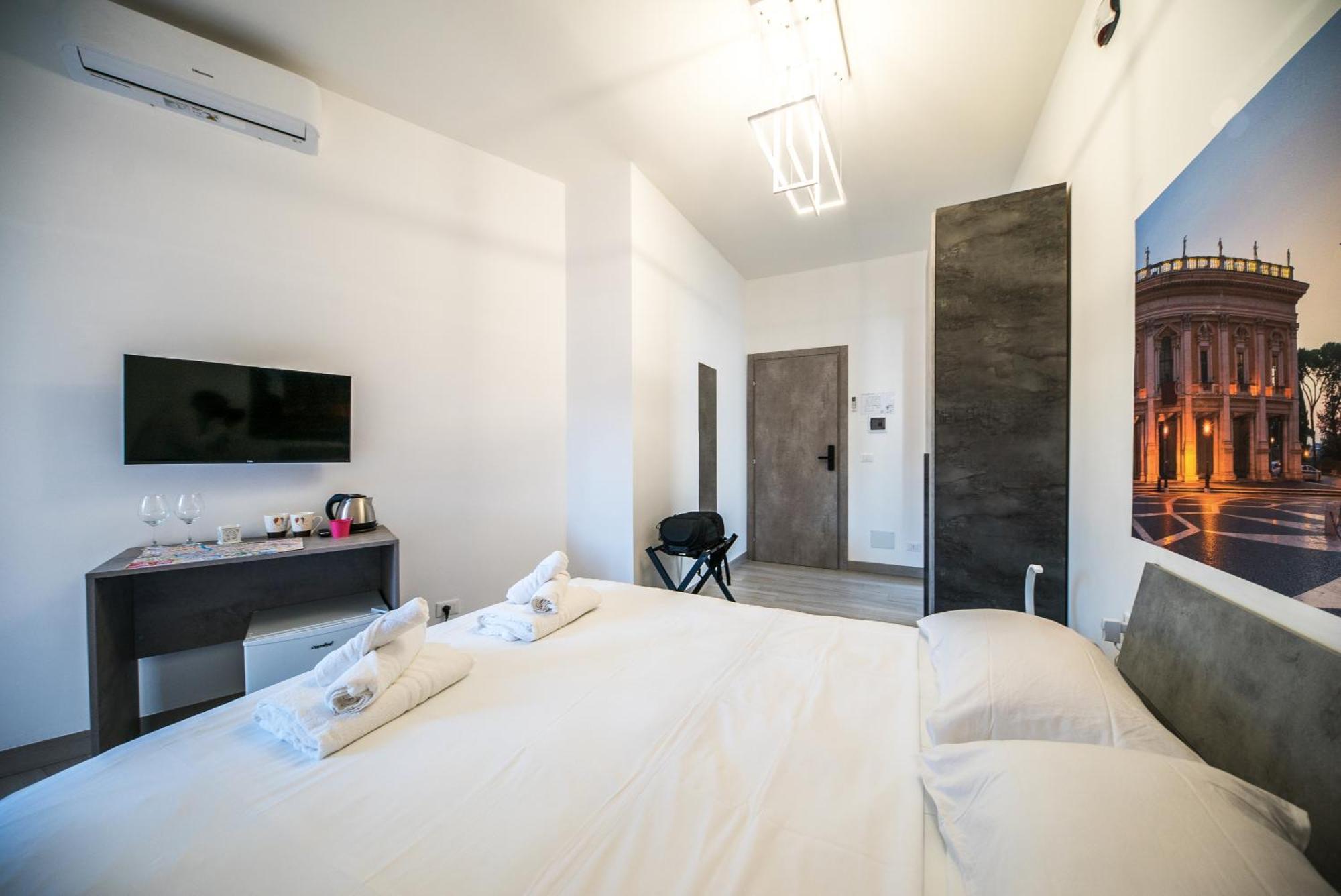 Domus Trevi Garbatella Guest house