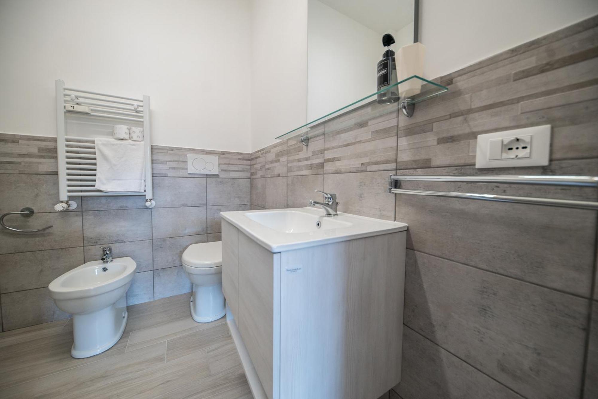 Guest house Domus Trevi Garbatella *