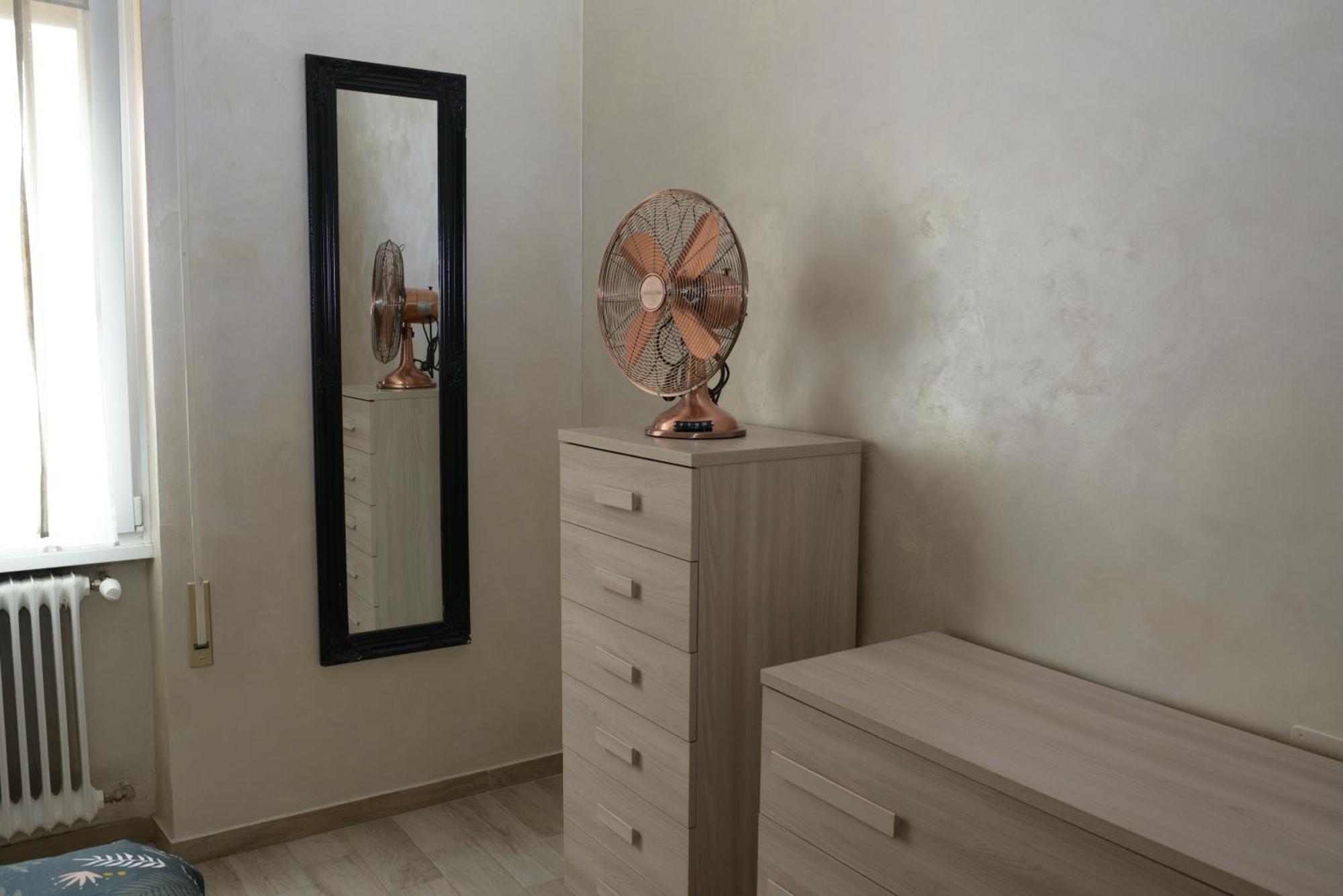 Locazione Turistica Di Carlo Laurini Apartment