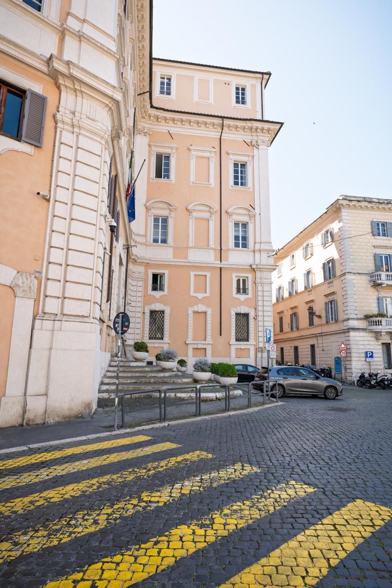 La Casa Sul Cortile * Rome