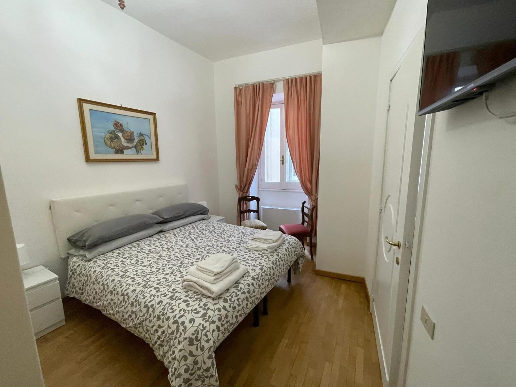 Charming Near The Colosseum 60 Sqm 4 Pers Air Conditiond Apartment Rome