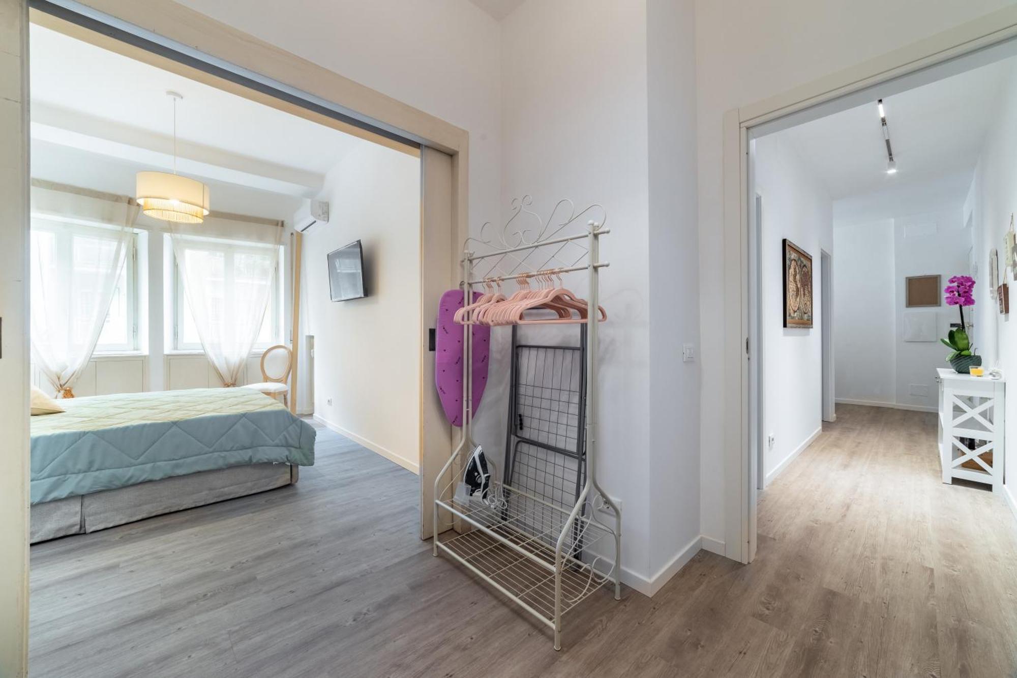 Vatican Shabby Double Bedrooms * Roma