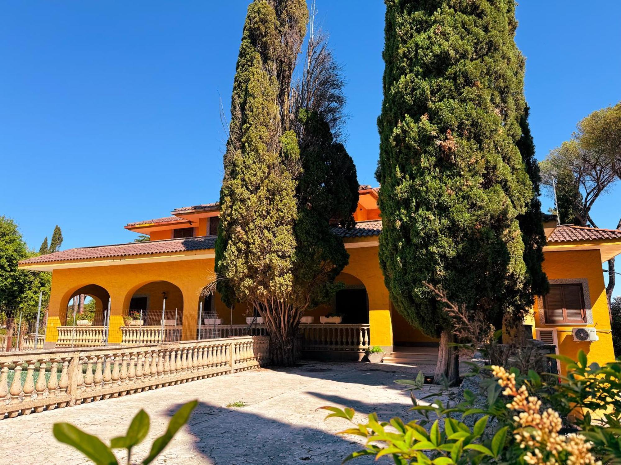 Due Leoni - Casa Per Ferie Hotel *