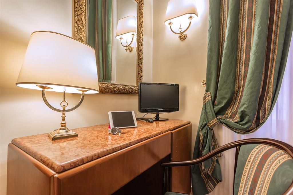 Hotel Raeli Regio 3*