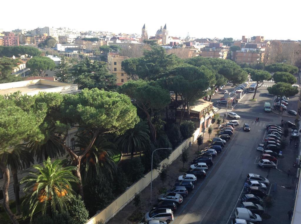 Papa * Rome