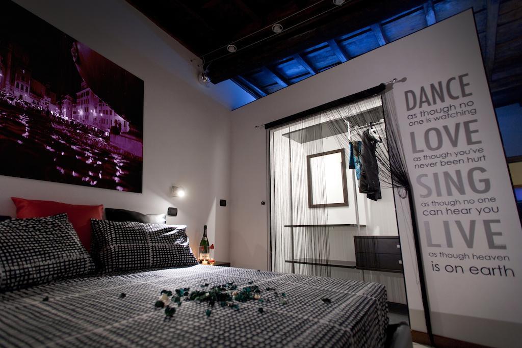 Apartment Chroma Italy - Chroma Campo De' Fiori Rome