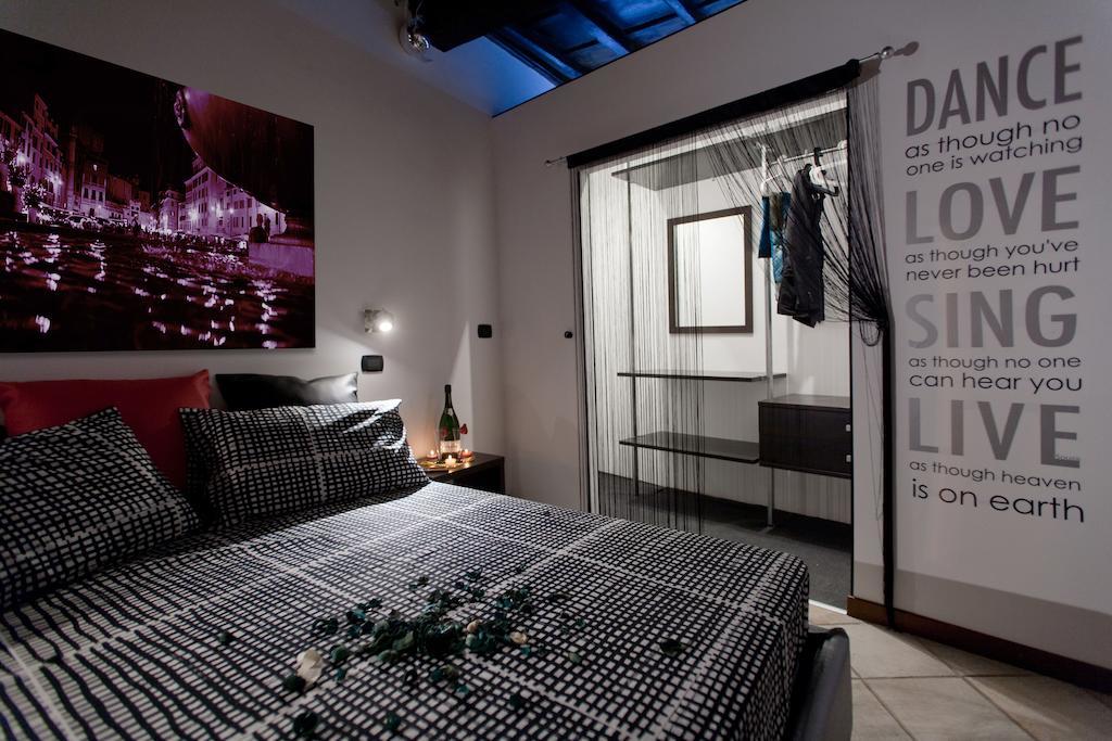 Apartment Chroma Italy - Chroma Campo De' Fiori Rome