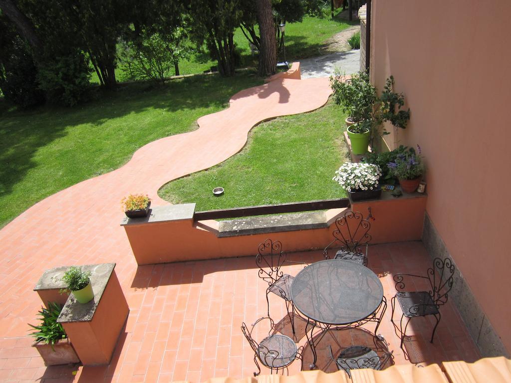 Acomodação com café da manhã  Il Casale Dell'ara Delle Rose Roma