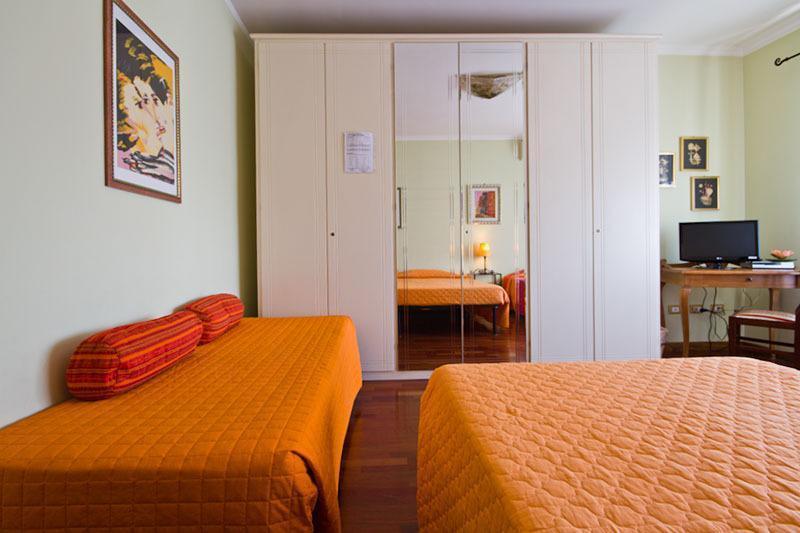 Appia Davila25 Acomodação com café da manhã  3*
