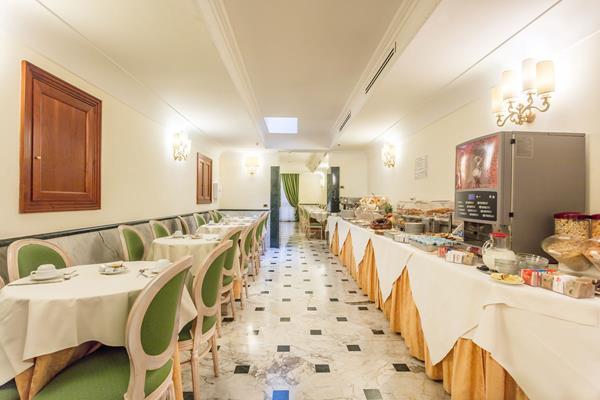 Raeli Regio Hotel