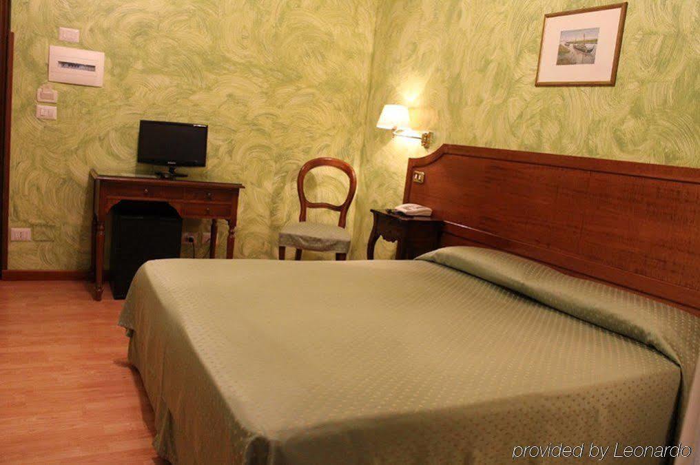 Hotel Fiori Roma