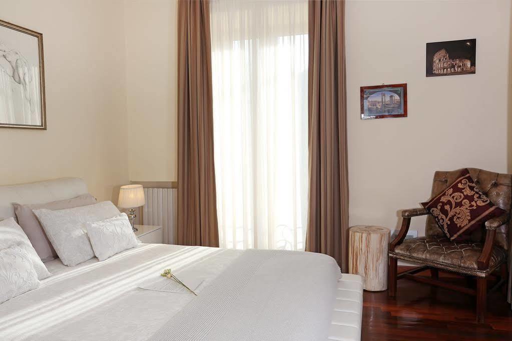 Atticus Forum Romanum Luxury Penthouse