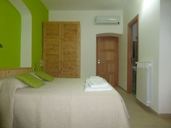 Alle Porte Di San Giovanni Bed & Breakfast 2*