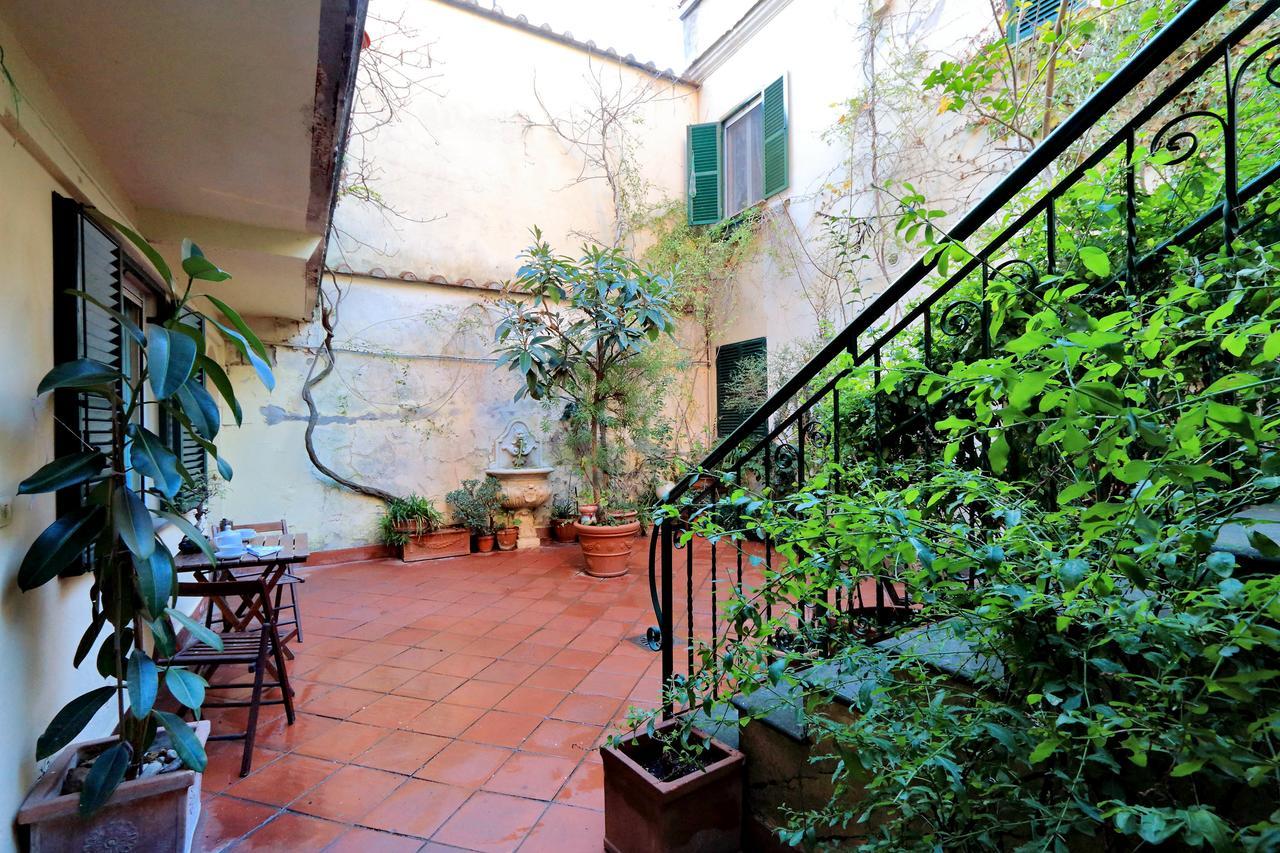 Apartment Characteristic Just Beside The Vatican Rome