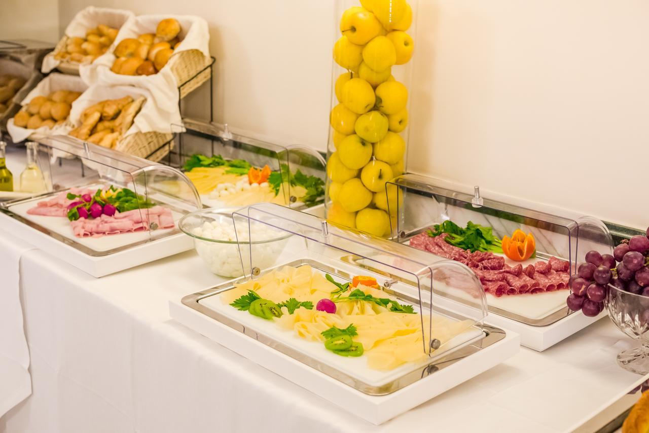 Raeli Regio Hotel