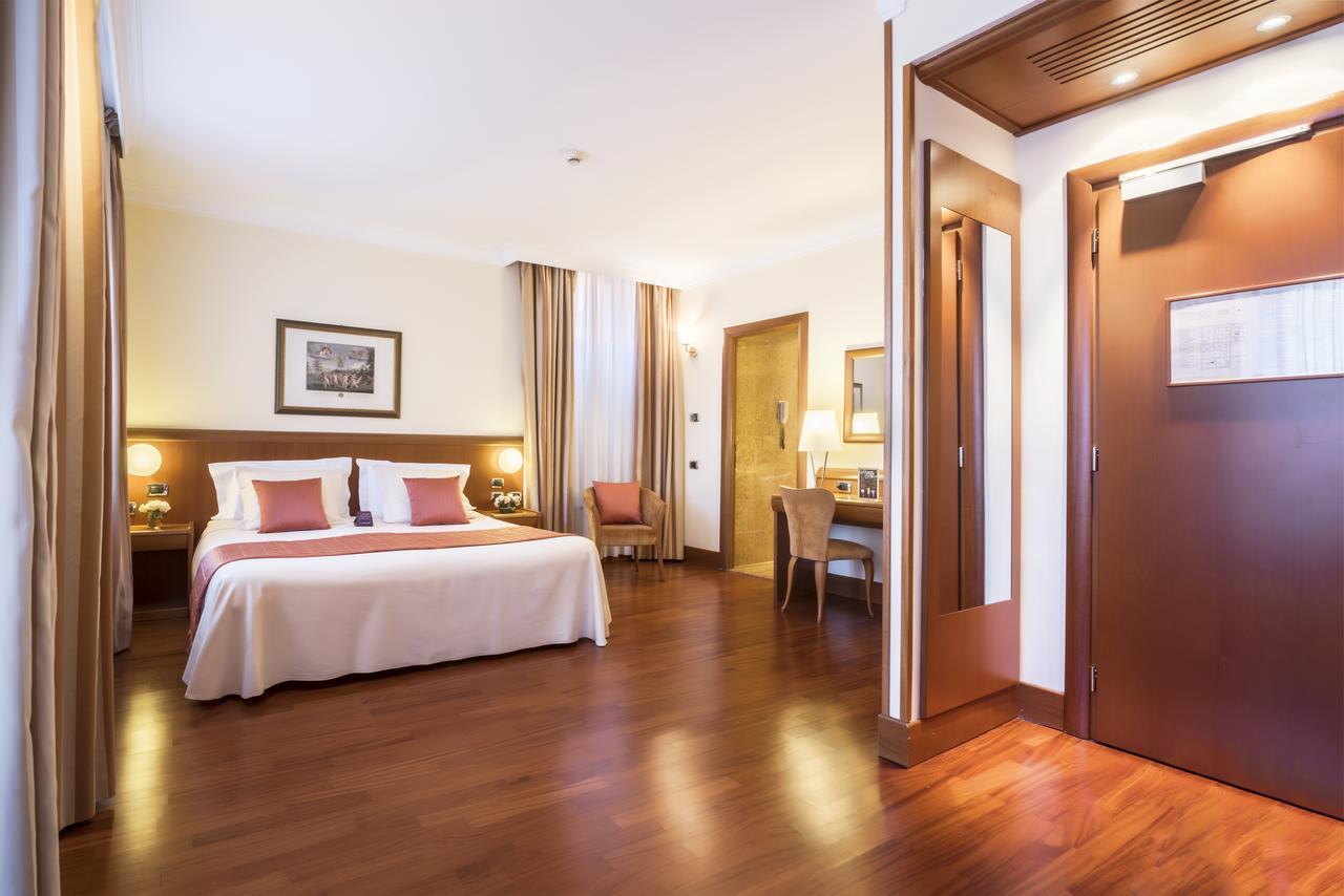 Ponte Sisto Hotel Rome