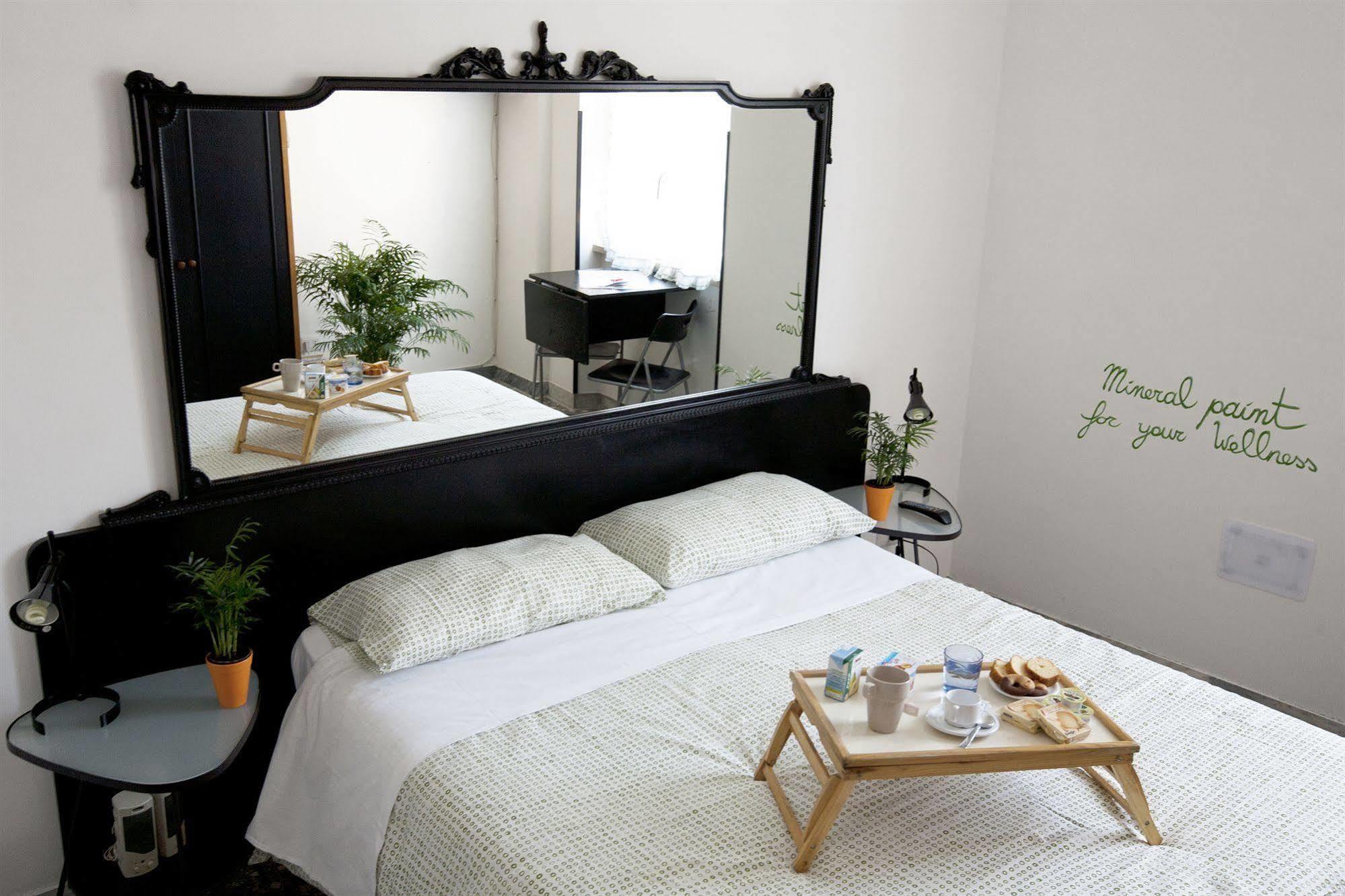 Hotel Martini Bed Rome