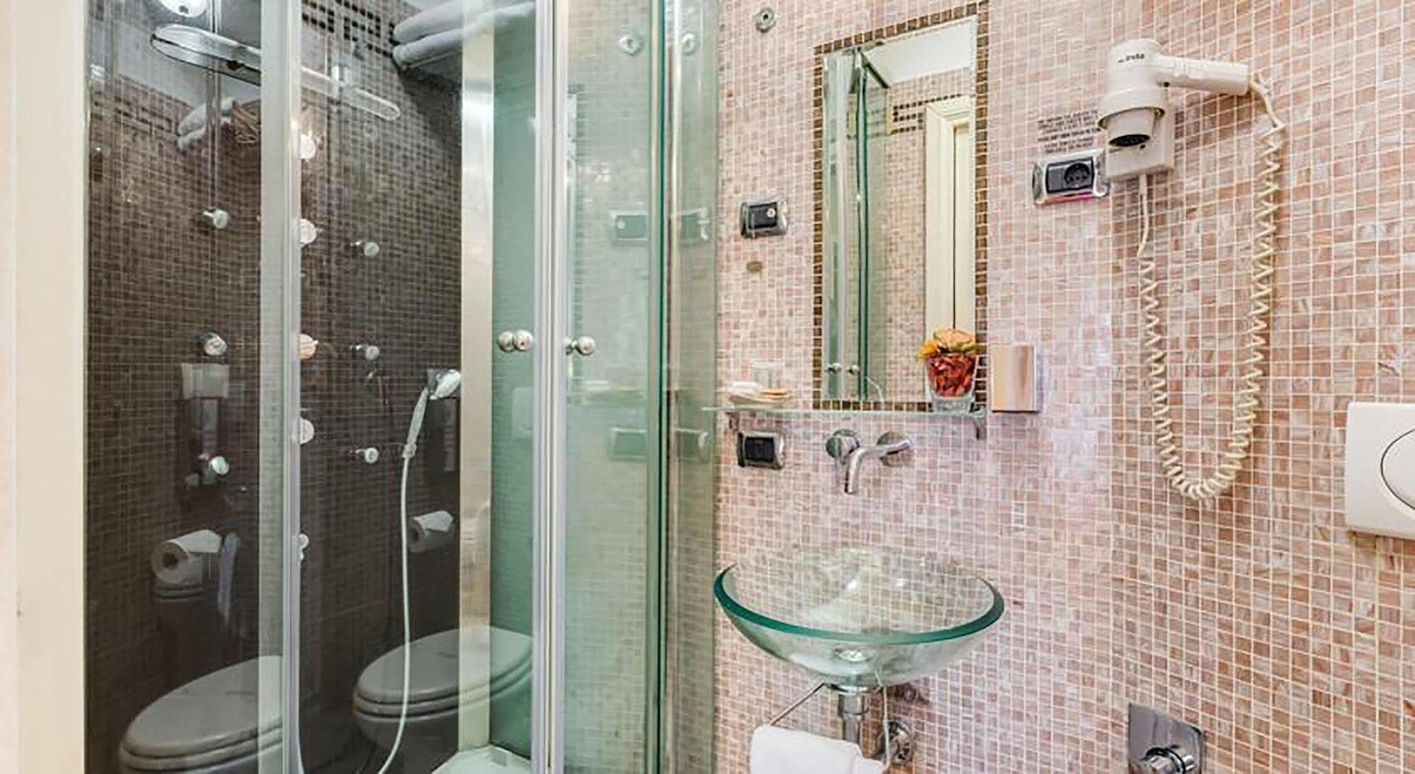 Guest house 38 Viminale Street 2*