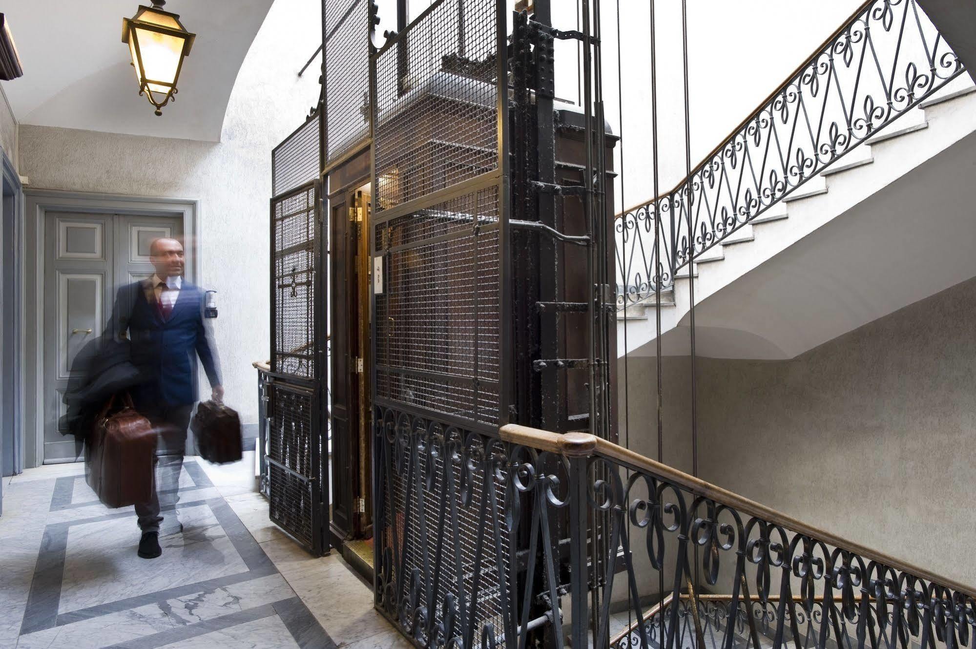 38 Viminale Street 2* Rome