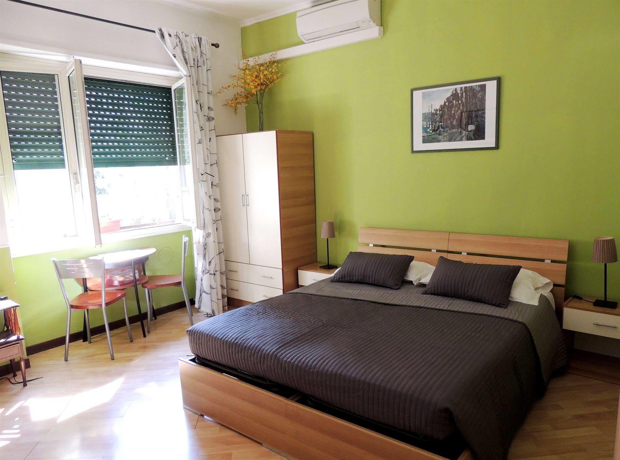 Maison Genevois 3 Bed & Breakfast 5*