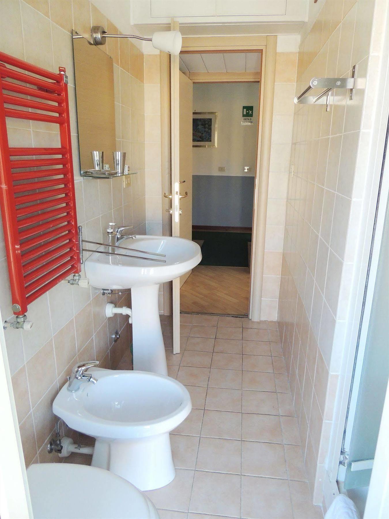 Maison Genevois 3 Bed & Breakfast