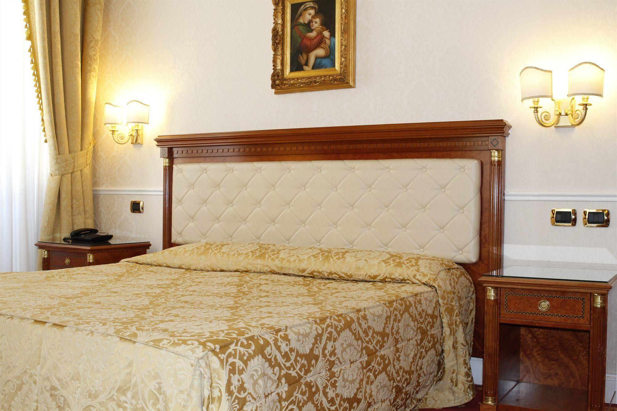 Pinciana 4*