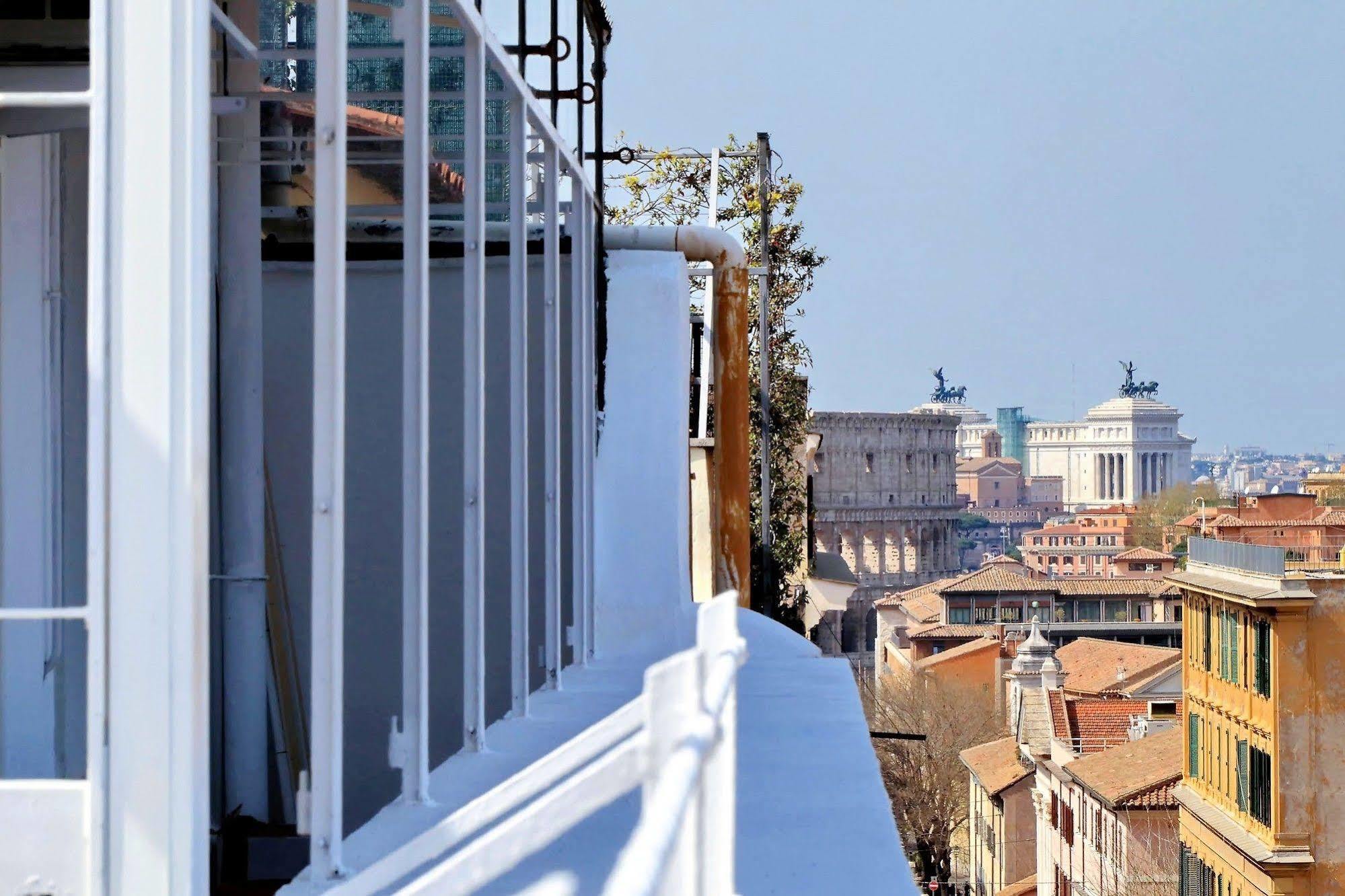Guest house Colosseum Terrace 3*