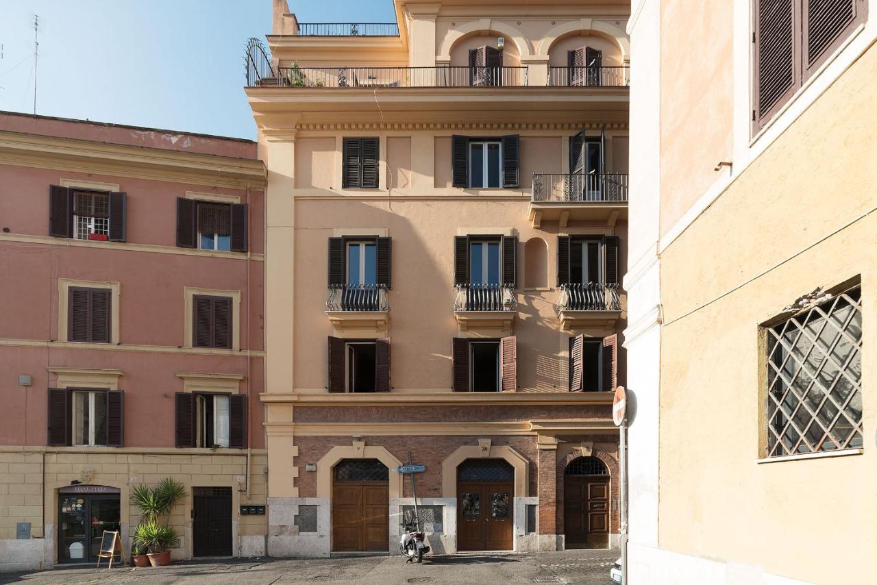 Monti Artistic Flat * Rome