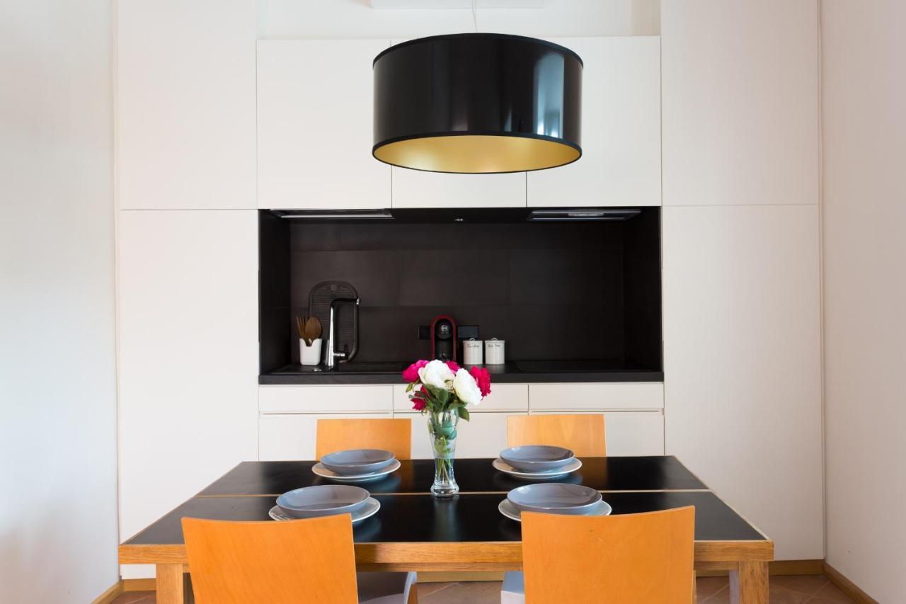 Apartment Monti Stunning With Terrace Rome
